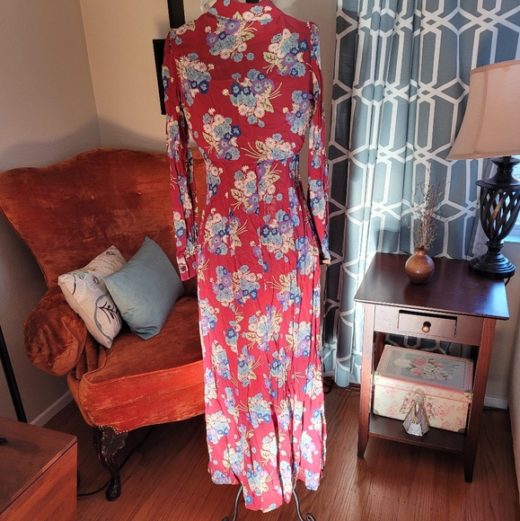 Vintage 1970s Red Floral Dress with Blouse - Picture 11 of 16